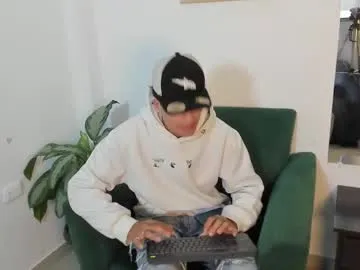 1threestar — GOAL: suck dick [30 tokens remaining] Ready to have fun with us ? #deepthroat #18 #teen #squirt #anal