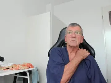 Chaturbate 200gentleman is Freechat 200gentleman — Want attention? Buzzing me will do the trick! #mature #uncut #bigballs #straight #edging Older but not dead yet!