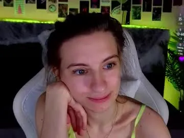 _ash_leyy_ — GOAL: hotty spnaks for  my  booty ninja wants to show you tricks  #skinny #feet #smalltits #flexible #fit