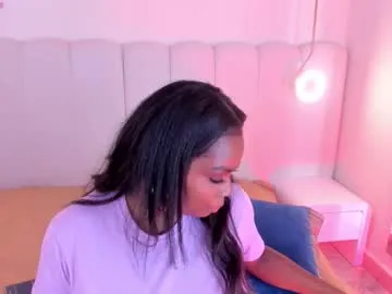 Freechat _huge_boobs_ebony on Chaturbate