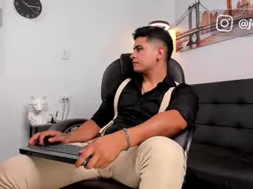 _juanes__ — Cumshow when goal is reached. #latino #straight #feet #muscle #findom [1090 tokens remaining]