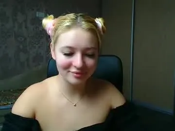 Freechat _mila_la_ on Chaturbate