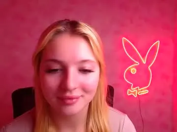 Freechat _mila_la_ on Chaturbate