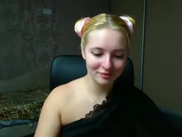 Freechat _mila_la_ on Chaturbate