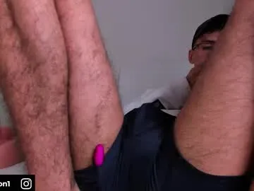 Freechat aaron_tate on Chaturbate