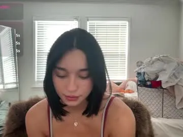 Freechat adriannarodriguez on Chaturbate