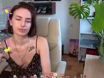 Freechat adrihanna on Chaturbate