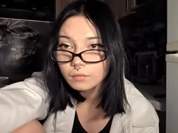 Freechat alberthamazierski on Chaturbate