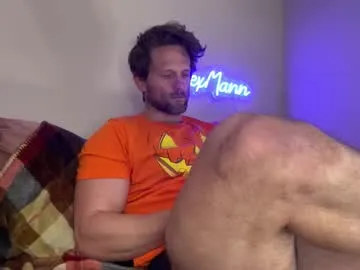 alexmanndickerson — Sexy undies 2/6 [78 tokens left] Just chilllin #muscle #abs #pits #hairy #findom