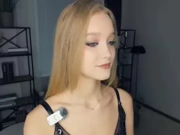 Freechat alicemelison on Chaturbate