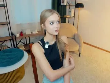 Freechat alicemelison on Chaturbate