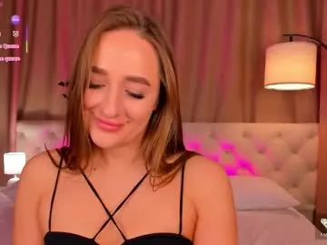 alicia_edwards — in doggy + spank ass hard [0 tokens left] #flexible #longtongue #bigass #smalltits #lovense