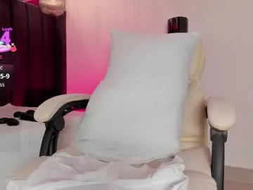 Freechat allisonroberts_ on Chaturbate