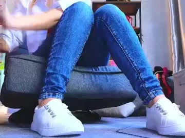 Freechat angelella on Chaturbate