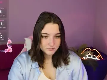 Freechat anniedodge on Chaturbate