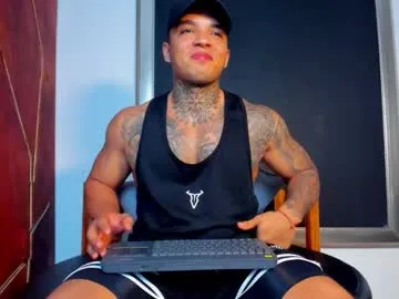 Freechat aquiles_elpapi on Chaturbate