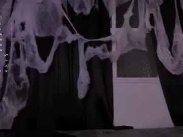 aramjones on Chaturbate 