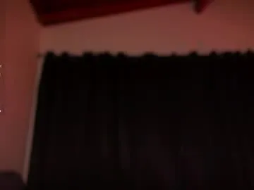 aramjones on Chaturbate 