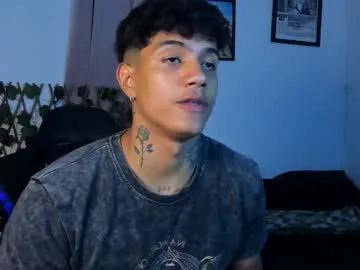 aress444 — hi guys:)... make me cum:3  #new #bigcock #latino #sexy #funny [0 tokens remaining]