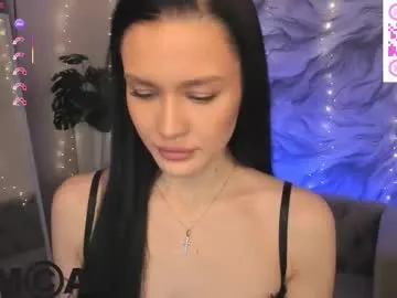 aria_mila on Chaturbate