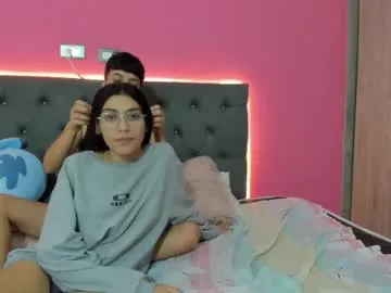 Offline ariloe_quintero on Chaturbate