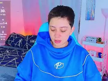 Freechat arontroy_wi on Chaturbate