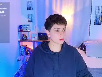 Freechat arontroy_wi on Chaturbate