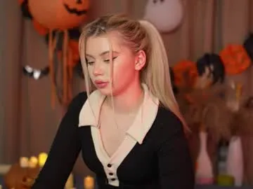 ashleyniko — Hello! Im Ashley, welcome! Goal:make me smile #new #shy #blonde #feet [14 tokens remaining]