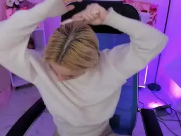 Freechat aurorawrenfield on Chaturbate