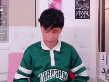 Freechat axel_evanss on Chaturbate