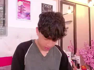 Freechat axel_evanss on Chaturbate