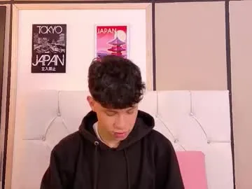 Freechat axel_evanss on Chaturbate