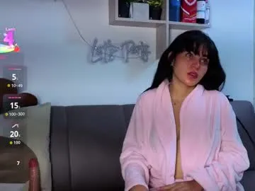 belasexxx — GOAL: oil tits [243 tokens remaining] Welcome to my room! #pregnant #skinny #latina #ahegao #new