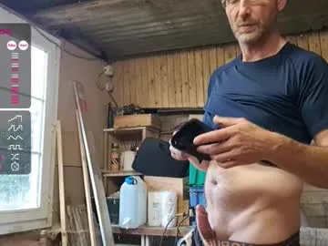 Freechat bi_french69 on Chaturbate