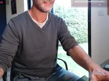 Freechat bi_french69 on Chaturbate