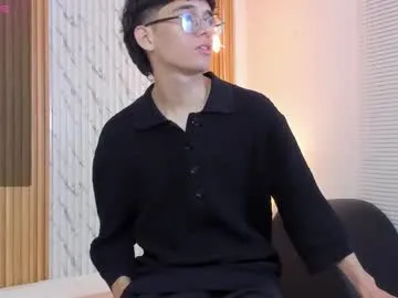 billie_jr — Let's enjoy a cum explosion together in my room!! It feels delicious. #monstercock #latino #young #lovense #twink [1200 tokens remaining]