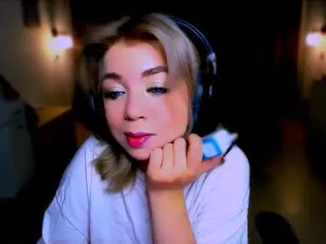 Freechat blinkofeyess on Chaturbate