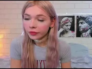 Freechat blondy_fina on Chaturbate