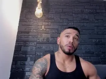 brock_hurn — Control Toys (10) + Cum  [1234 tokens left]  Strong body, dirty mind.  #daddy #latino #lovense #bigass #muscle