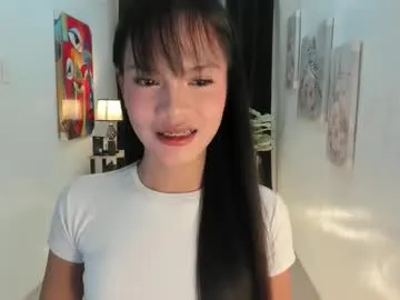 Offline callmeprettylj on Chaturbate