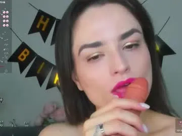 Freechat camilla__1one on Chaturbate