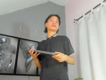 camillo_virgil — GOAL: Get Naked [14 tokens remaining] Welcome to my room! #twink #bigcock #femboy #18 #bigass