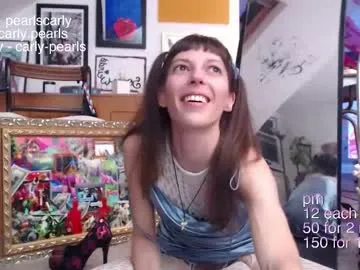 Freechat carlypearls on Chaturbate
