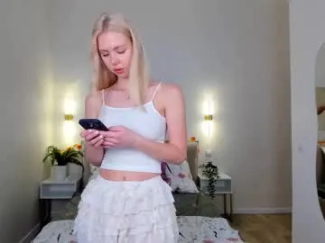 cassie_palmer — Goal reached!  Thanks to all tippers!<3<3 Hello! Don't be shy hee hee #18 #bigboobs #shy #skinny #bigass