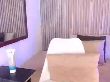 Freechat chel_stone on Chaturbate