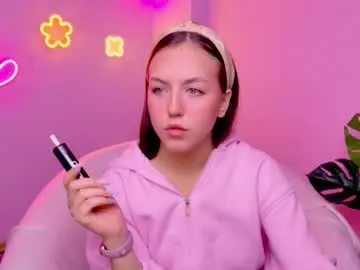 Offline cindylovesmith on Chaturbate