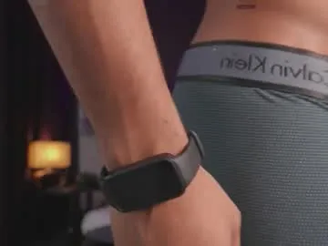 Freechat colstorw_ on Chaturbate