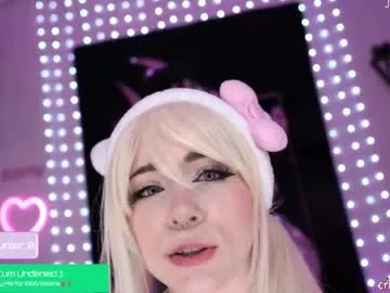 Freechat crimsonkitten on Chaturbate