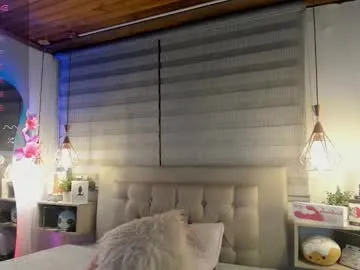 Private cristal__hot_1 on Chaturbate