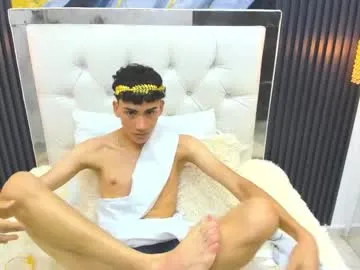 cristalangel9 — Show masturbacin + show oil !! #18 #new #twink #showsexy #bigcock #femboy # [294 tokens remaining]